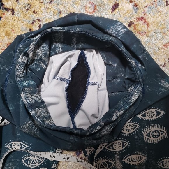 Sold - Onzie Yoga High Waisted Lucky Eye Graphic Leggings Size XS - Picture 6 of 10